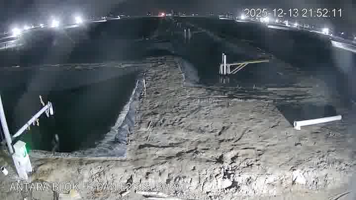 Antara Blok E1 dan E2 Sisi Barat